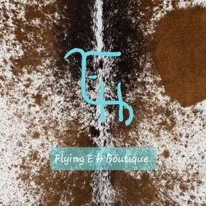 Meet your Posher, Nora